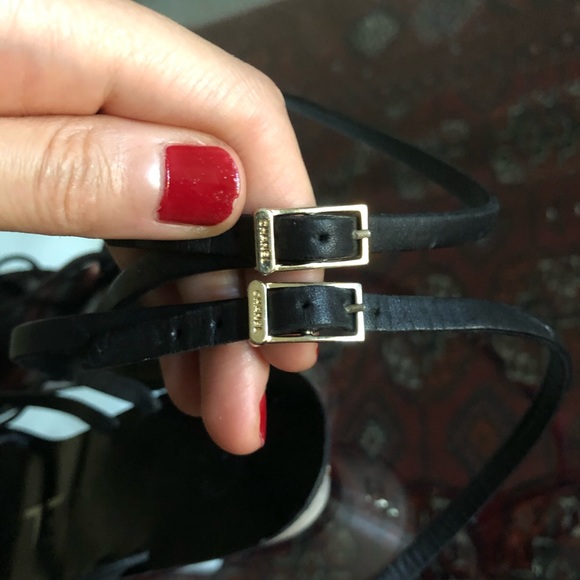 CHANEL BLACK LEATHER ANKLE STRAP SANDALS EU SIZE 37 US SIZE 7 - Picture 7 of 16